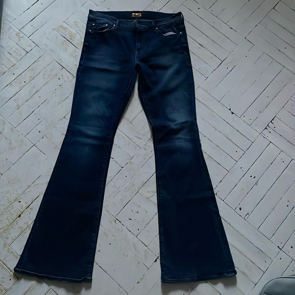 MOTHER The Cruiser dark wash size 31 Tall  flare leg jeans